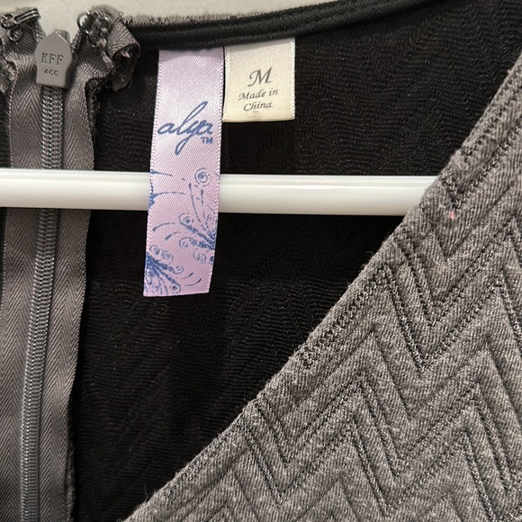 Grey Alya Patterned Dress - Picture 3 of 3